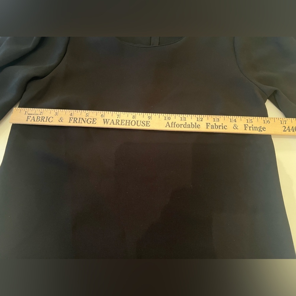 NICOLE MILLER LONG SLEEVE BLACK DRESS. SIZE 0.  UNIQUE OPEN PLEAT SLEEVES - Picture 6 of 9